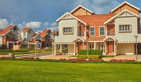 Prestige Augusta Golf Village in North Bangalore (artist&rsquo;s impression)